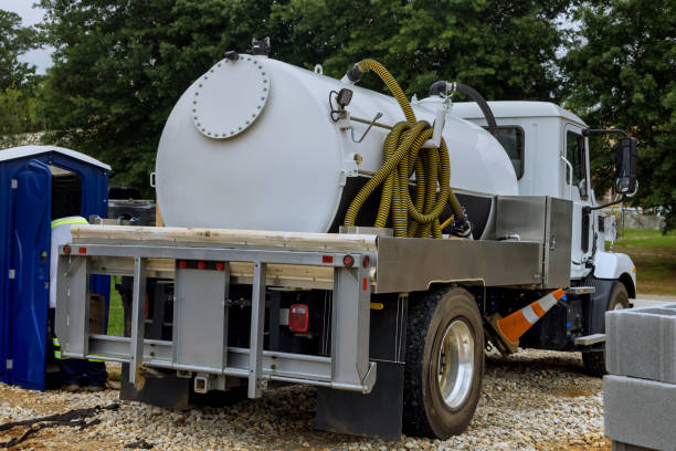 Porta potty delivery and setup in Emory, VA